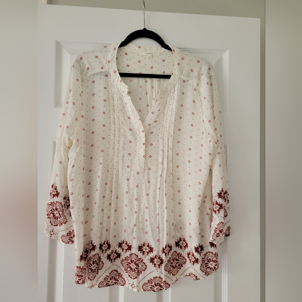 Fun2fun White and Red Women's Top